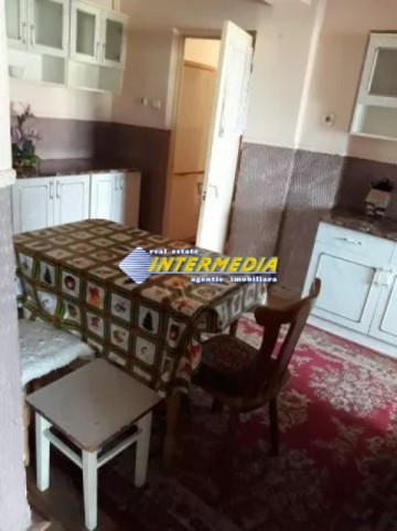3-camere-decomandat-etaj-intermediar